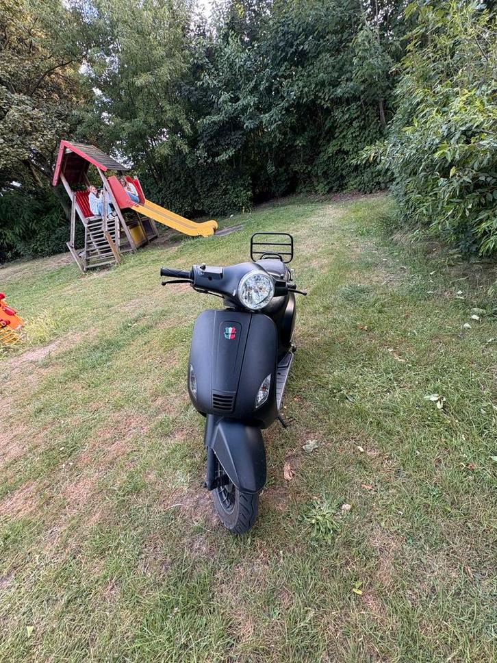 Gts toscana te ruil voor liefst zip, Fietsen en Brommers, Scooters | Vespa, Gebruikt, Overige modellen, Klasse B (45 km/u), Benzine
