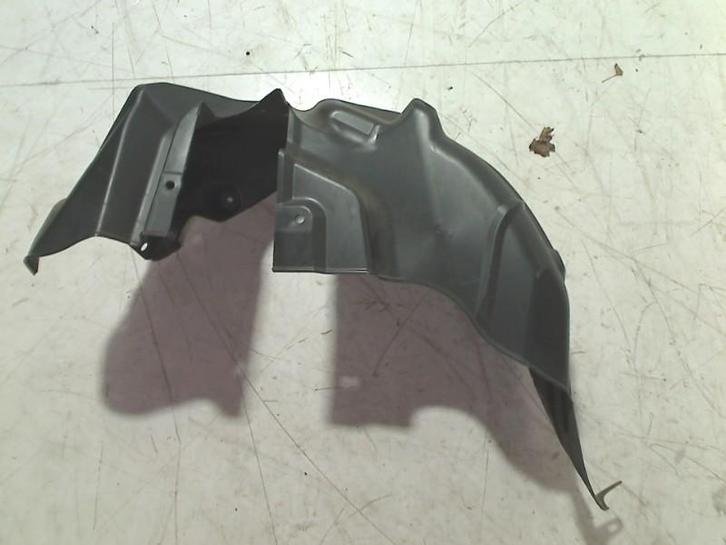 BINNENSPATSCHERM LINKS ACHTER Yaris IV (P21 / PA1 / PH1), Auto-onderdelen, Carrosserie, Spatbord, Toyota, Achter, Links, Gebruikt