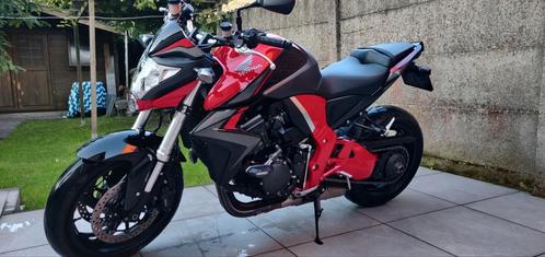 Perfecte Honda Cb 1000 R abs 2015 rood, Motoren, Motoren | Honda, Particulier, Naked bike, meer dan 35 kW, 4 cilinders, Motorrijbewijs A