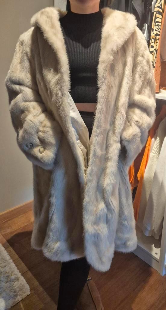 Jas van echt konijnenbont, Kleding | Dames, Jassen | Winter, Beige, Ophalen of Verzenden