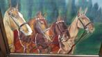 schilderij met paarden op houten canvas getekend 53 cm op 43, Antiek en Kunst, Ophalen of Verzenden