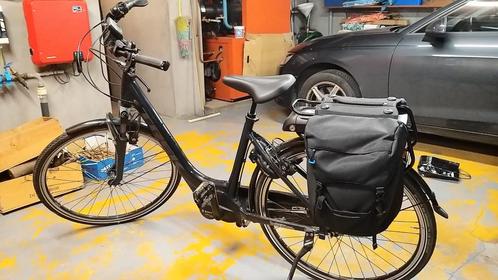TREK Elektrische herenfiets - District 4 Lowstep 500WH, Fietsen en Brommers, Fietsen | Heren | Herenfietsen, Zo goed als nieuw