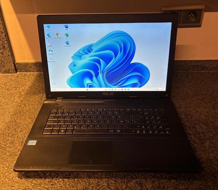 Asus X75A, Computers en Software, Windows Laptops, Zo goed als nieuw, 17 inch of meer, SSD, 2 tot 3 Ghz, 8 GB, Azerty, Ophalen of Verzenden