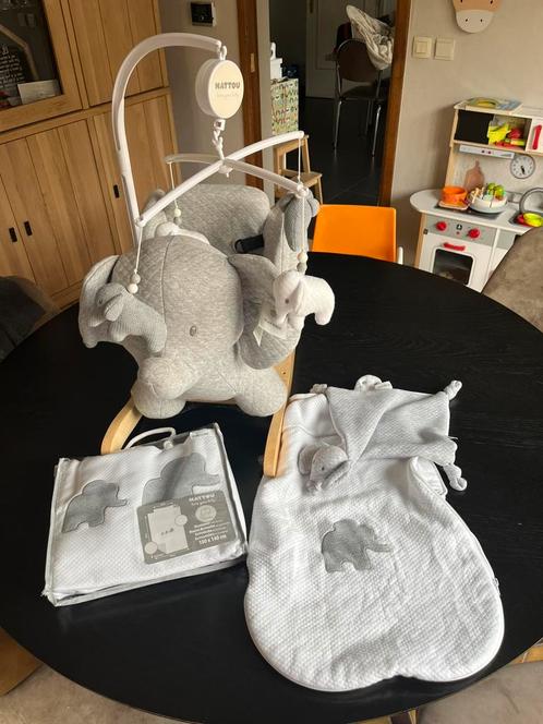 Pakket Nattou olifant.Schommelpaard.Dekbedovertrek.En meer!, Kinderen en Baby's, Wipstoeltjes, Zo goed als nieuw, Schommelstoel