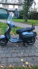Vespa sprint, Fietsen en Brommers, Ophalen of Verzenden