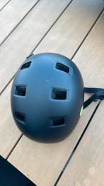 Helm B’twin, Ophalen, Zo goed als nieuw