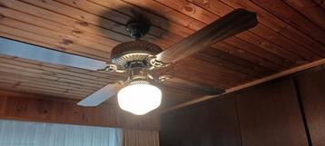 Luster met ventilator beschikbaar voor biedingen