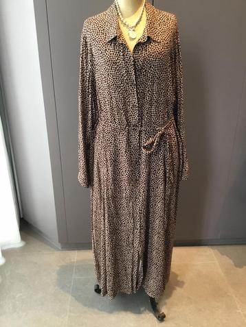 XANDRES GOLD, magnifique robe, taille 50