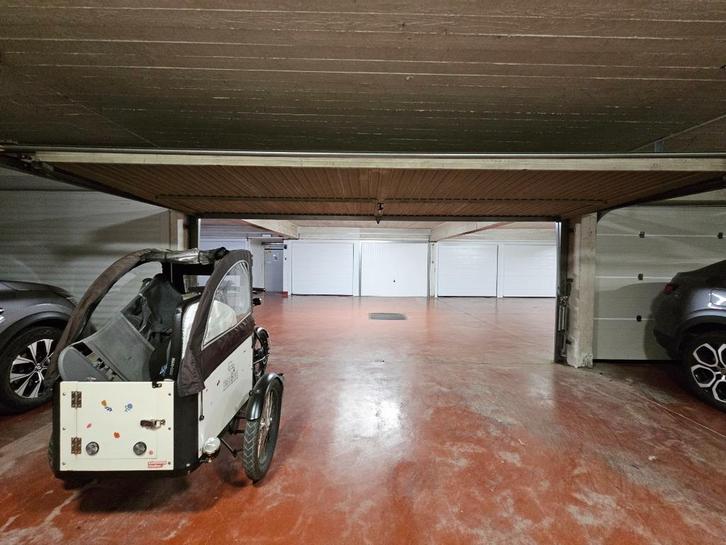 Garage te koop zone Nieuwe Wandeling, Immo, Garages en Parkeerplaatsen, Gent