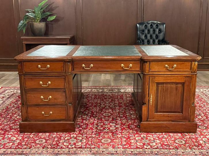 Klassiek Engels bureau (partnerdesk) #572, Huis en Inrichting, Bureaus, Bureau, Ophalen of Verzenden