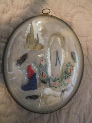 lourdes ,vintage beschikbaar voor biedingen