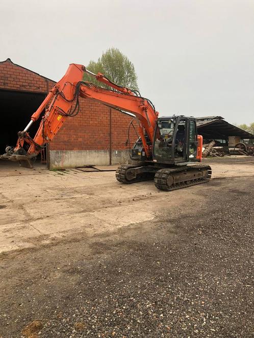 Hitachi zaxis 135, Zakelijke goederen, Machines en Bouw | Kranen en Graafmachines, Ophalen