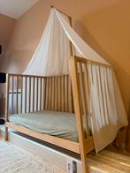 Leander Linea Ledikant - eikenhout met klamboe, Kinderen en Baby's, Ophalen, Zo goed als nieuw