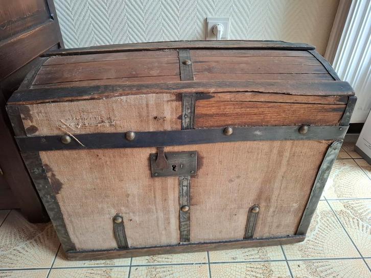 Authentieke rieten en lederen koffers – vintage charme!, Huis en Inrichting, Woonaccessoires | Kisten, Ophalen