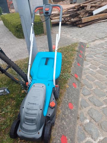 Elektrische grasmachine, Tuin en Terras, Grasmaaiers, Ophalen, Gebruikt