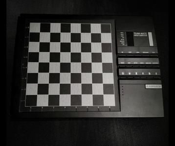Kasparov Team-Mate schaakcomputer Saitek schaakbord (1988) beschikbaar voor biedingen