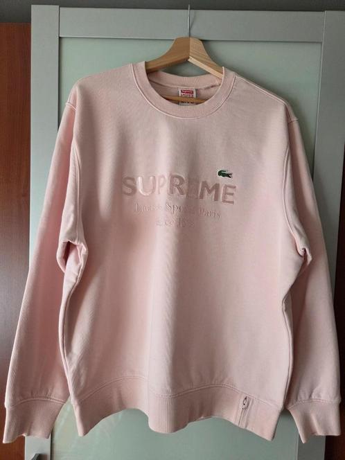 Supreme Lacoste Crewneck M, Kleding | Heren, Truien en Vesten, Zo goed als nieuw, Maat 48/50 (M), Roze, Ophalen of Verzenden