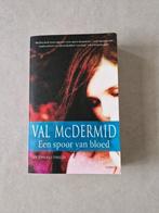 Een spoor van bloed - Val McDermid, Boeken, Ophalen of Verzenden, Val McDermid