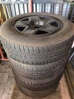 Continental winterbanden 225/65 R17, Auto-onderdelen, Ophalen, Gebruikt, Banden en Velgen, 17 inch
