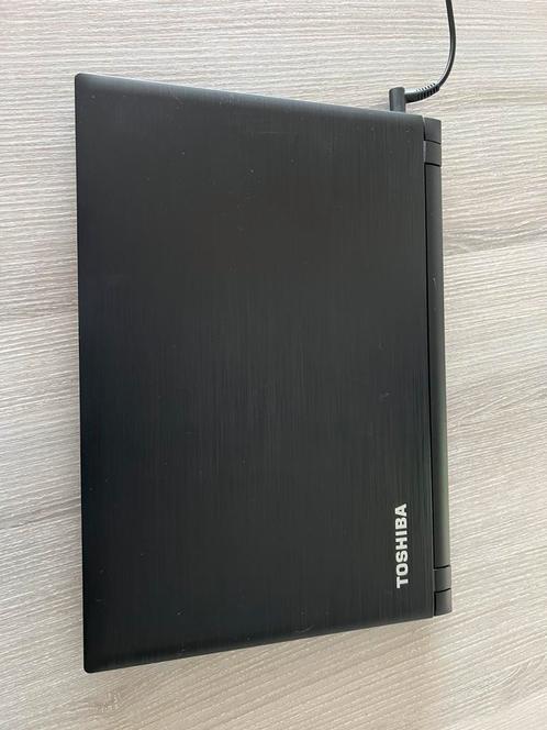 Toshiba Satellite C40 -C 10 K, Computers en Software, Windows Laptops, Zo goed als nieuw, Ophalen