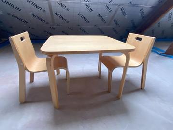 Houten tafeltje met 2 stoelen voor kinderen, Kinderen en Baby's, Ophalen, Gebruikt, Stoel(en)