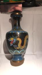 Vaas met restauratie uit de 19e of 20e eeuw Cloisonne., Antiek en Kunst, Antiek | Vazen