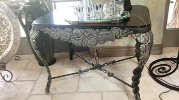 Art deco bronzen tafel beschikbaar voor biedingen