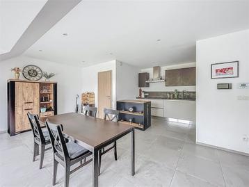 Appartement à Péronnes-Lez-Binche, 2 chambres, 7981 kWh/jaar, 79 kWh/m²/jaar, 2 kamers, Appartement