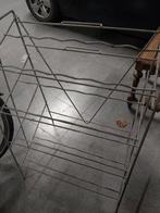 Zwaar ijzeren wijnrek, Ophalen, Zo goed als nieuw