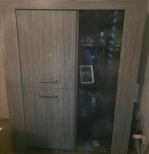 Eetkamer set dringend weg, Huis en Inrichting, Kasten | Lockerkasten, Zo goed als nieuw, Ophalen