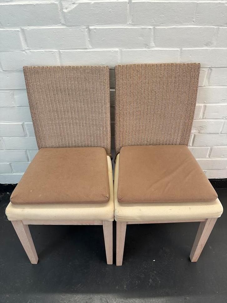 Stoelen 4 stuks €30 met wasbare kussens, Huis en Inrichting, Stoelen, Zo goed als nieuw, Vier, Hout, Stof, Overige materialen