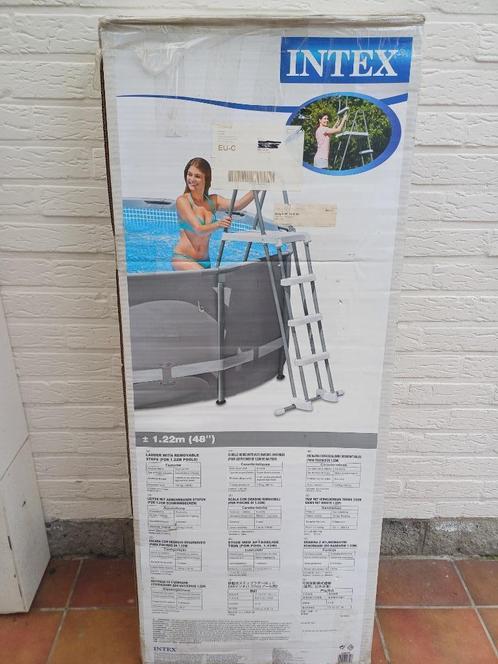 INTEX veiligheidszwembadladder, Tuin en Terras, Zwembad-toebehoren, Gebruikt, Ladder, Ophalen