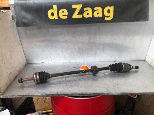 Aandrijfas rechts-voor van een Toyota Yaris, Auto-onderdelen, Remmen en Aandrijving, Toyota, Gebruikt, 3 maanden garantie, Ophalen of Verzenden