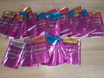 30 Zakjes voor katten, 1+ beschikbaar voor biedingen