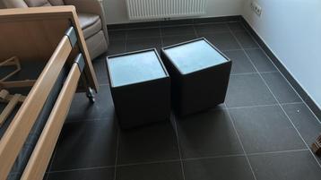 Nachtkastjes  beschikbaar voor biedingen
