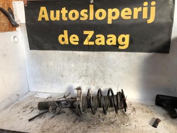 Schokdemperpoot rechts-voor van een Ford Focus beschikbaar voor biedingen