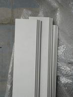 Te koop: witte plinten (10,15m), Bricolage & Construction, Plinthes & Finitions, MDF, 250 cm ou plus, Enlèvement, Neuf