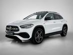 Mercedes-Benz GLA GLA 250 e AMG Line Night Pack | Panoramisc, Auto's, Mercedes-Benz, Stof, 4 cilinders, 16 kWh, Wit