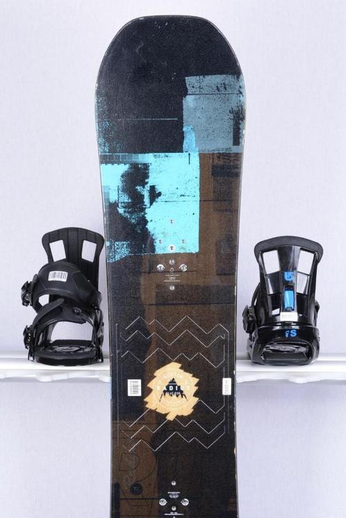 Snowboard 140 cm BURTON RADIUS 2020 noir bleu woodcore