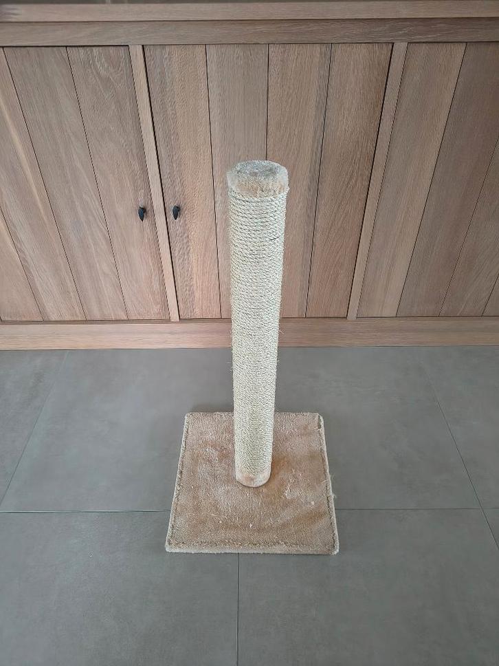 Vrijstaande krabpaal 40x40x80, Animaux & Accessoires, Meubles griffoirs pour chats, Comme neuf, Griffoir, Enlèvement