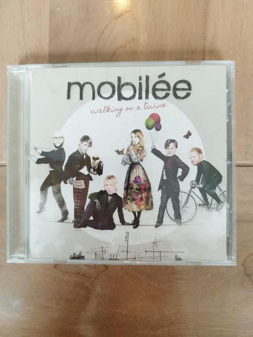 Mobilée - Walking On A Twine [CD], Cd's en Dvd's, Cd's | Pop, Zo goed als nieuw, Ophalen