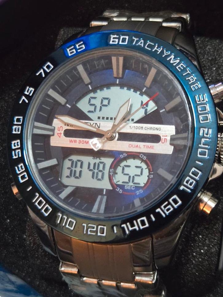 Montre neuve martyn line chrono, Handtassen en Accessoires, Sporthorloges, Nieuw, Ophalen of Verzenden