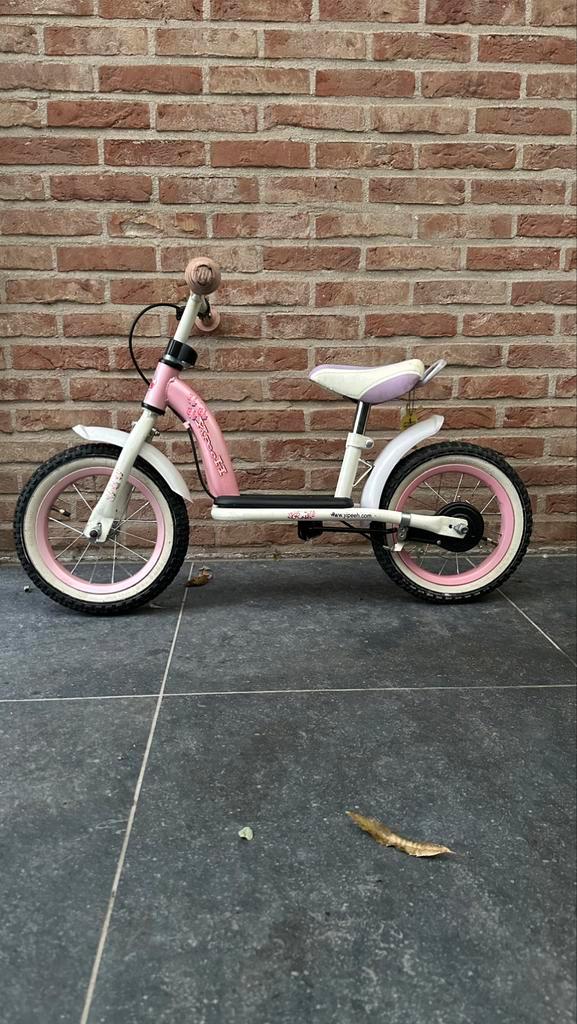 Loopfiets Yipeeh model in het roze/wit, Kinderen en Baby's, Speelgoed | Buiten | Voertuigen en Loopfietsen, Loopfiets, Ophalen