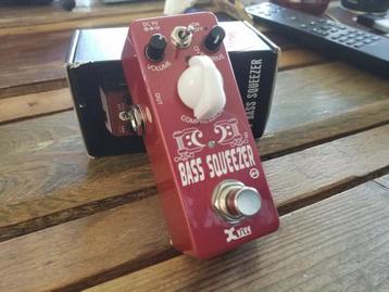 Xvive bass squeezer beschikbaar voor biedingen