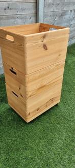 Houten stapelbakjes op wieltjes, Ophalen, Gebruikt