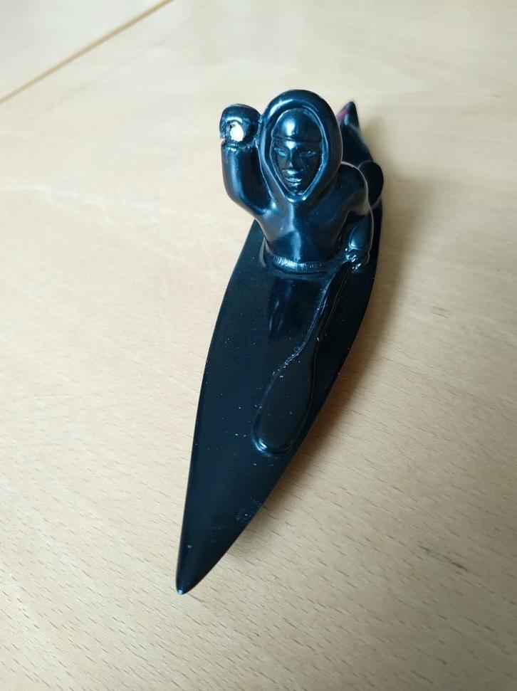 Jagende Inuit uit perliet, Verzamelen, Beelden en Beeldjes, Gebruikt, Ophalen of Verzenden