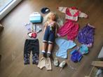 levensgrote pop 85 cm , met lange haren , kledij en allerlei, Kinderen en Baby's, Speelgoed | Poppen, Ophalen, Gebruikt, Babypop
