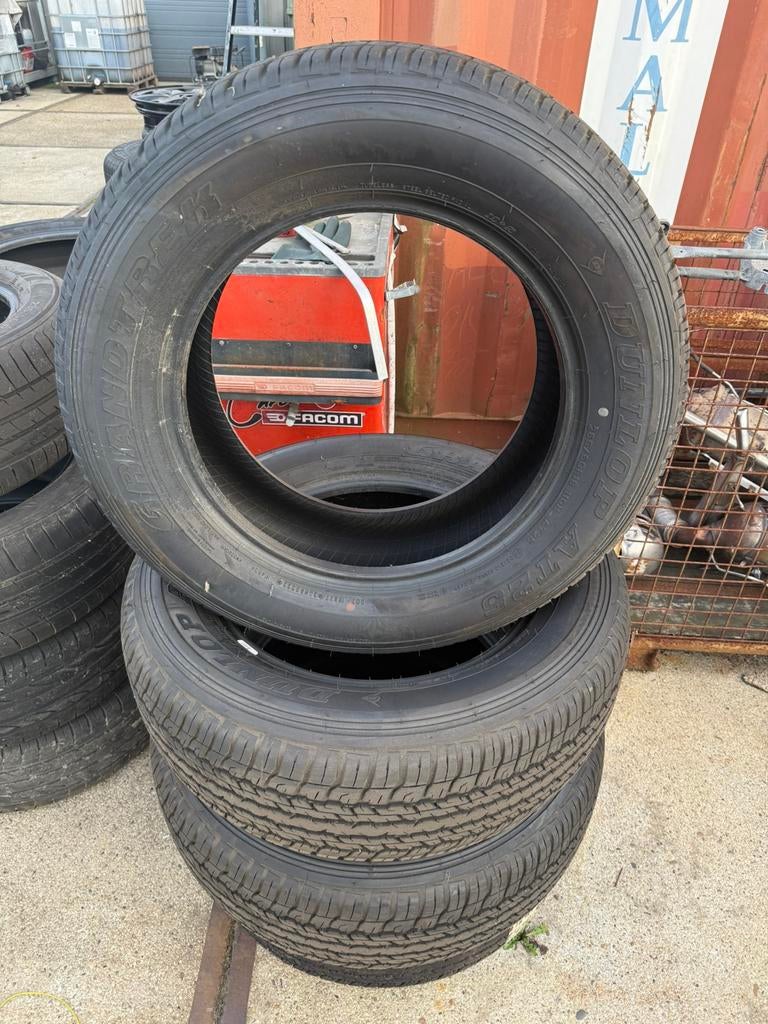 All terrain banden Dunlop AT25 Grandtrek 265/60 R18 110H, Ophalen