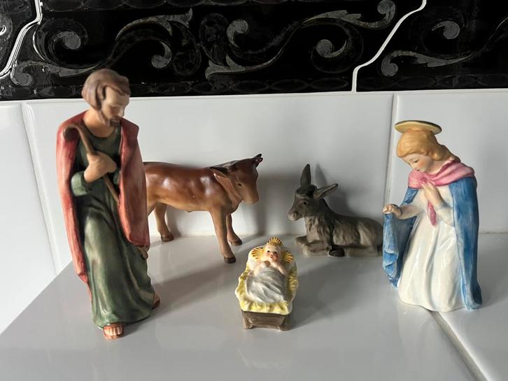 Goebel kerstgroep hx 323 jozef (14,5 cm )maria,jezus os ezel, Antiek en Kunst, Antiek | Religieuze voorwerpen, Ophalen of Verzenden