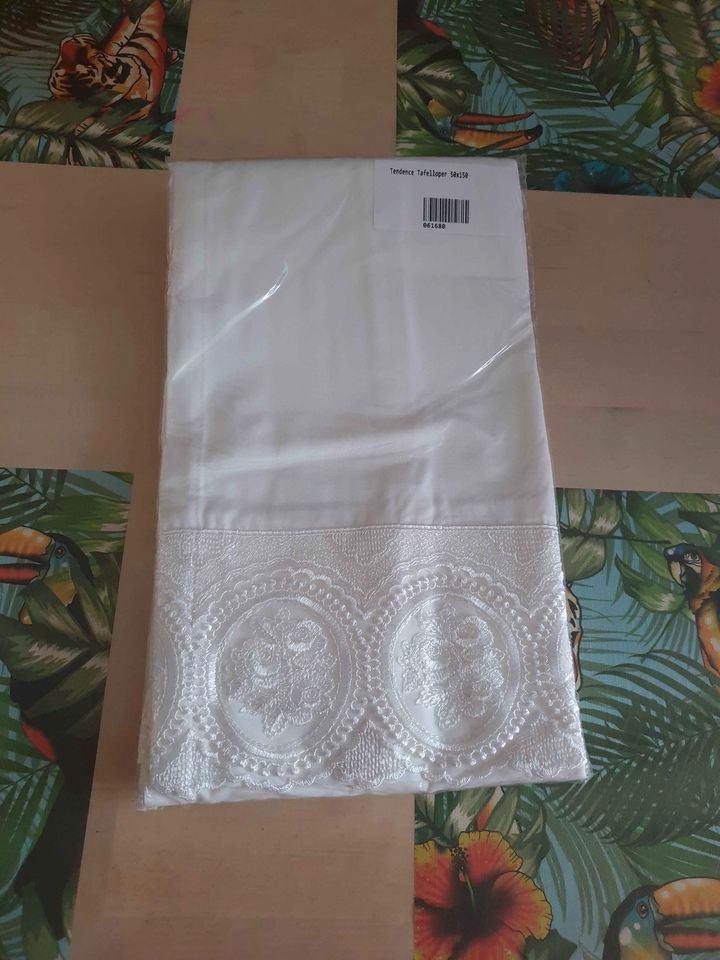 Mylene home & interieur witte tafelloper Tendence NIEUW, Huis en Inrichting, Keuken | Textiel, Nieuw, Ophalen of Verzenden